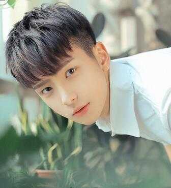 男生剪什么刘海好看（男生剪什么刘海好看图片）