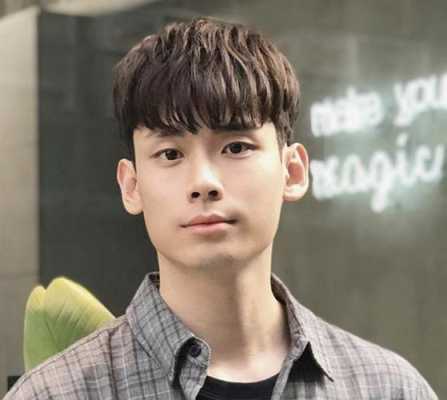 男生剪什么刘海好看（男生剪什么刘海好看图片）