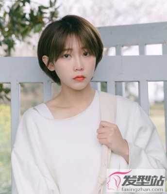 今年女生流行什么短发（今年女生流行什么短发型）