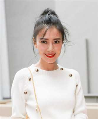 高圆圆发型怎么做的（到肩膀的发型怎么扎）