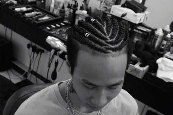 男士扎辫子的发型有哪些,男扎辫子发型叫什么名字