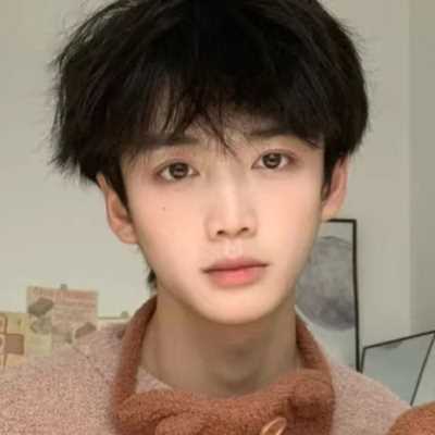 男生短头发怎么弄好看（男生短头发怎么弄好看图片）