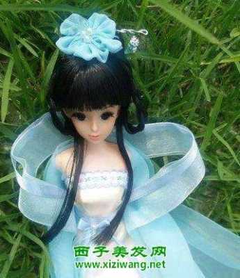 芭比娃娃古装头怎么扎（芭比娃娃古装头怎么扎视频）