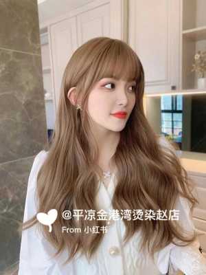 亚麻金褪色后什么颜色（亚麻金褪色后什么颜色好看）