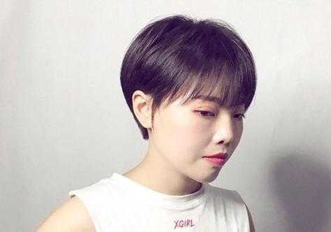 后面头发扁怎么办,后脑袋扁适合什么发型女