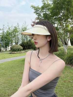 短发适合戴什么样的帽子夏天,夏天短发带什么帽子好看女