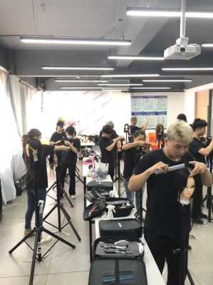 美发怎么进修（美发怎么进修技术）