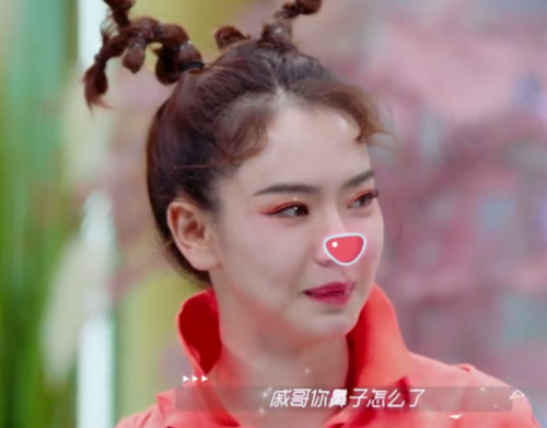 鹿角辫怎么扎（鹿角辫怎么扎好看）