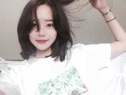 为什么说中分检验美女（中分是检验美女的标准吗）