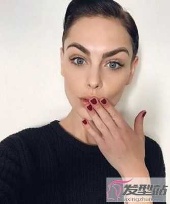 斜背头适合什么脸型（斜背头适合什么脸型女）