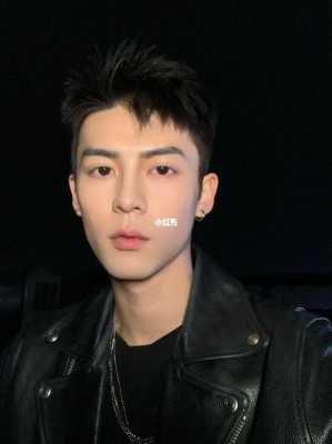 侧分短发适合什么脸型（侧分发型男怎么吹）