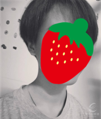 自己怎么剪头发女（女孩子把自己的头发给了一个男孩子是什么意思啊）