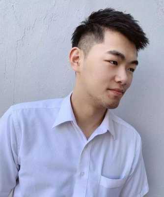 男生面试剪什么发型（男生面试剪什么发型好看）