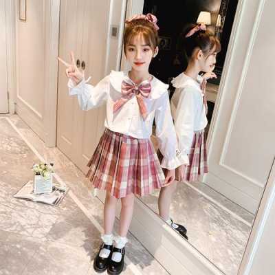 女宝宝怎么留头发（11岁女孩穿jk制服扎什么头发最好看）