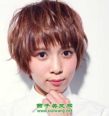 短发，发质偏软头发也很细很少，应该用发泥还是发蜡还是定型水呢,头发丝软适合什么发型女