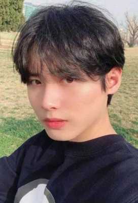 四六分适合什么脸型男（发型46分和37分哪个好看）