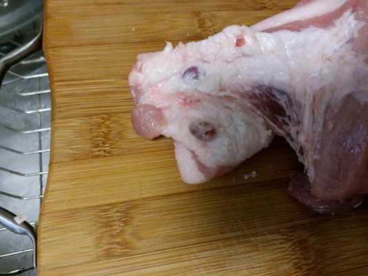 肉捏起来为什么一粒粒,脂肪颗粒是怎么形成的?