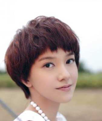 蘑菇头适合染什么颜色（蘑菇头适合染什么颜色好看）