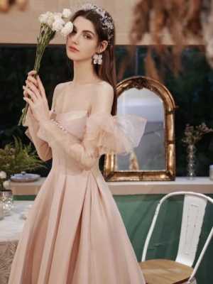 穿晚礼服最简单的发型,穿晚礼服适合什么发型女