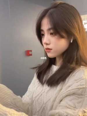 中长刘海怎么烫好看（拉直的内八字刘海怎么烫）