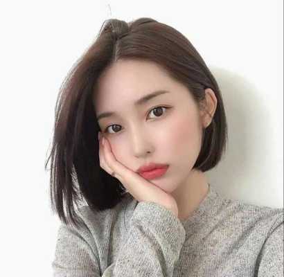 小个子小脸适合什么短发,女人脸小适合什么短发?