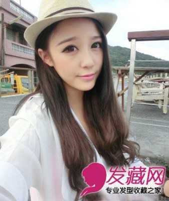 小胖脸适合什么发型女（女孩刘海如果中分好看吗？适合什么脸型）