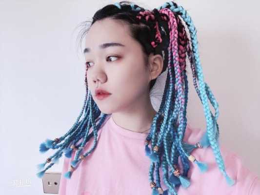非洲小辫子怎么编（非洲小辫子怎么编视频）