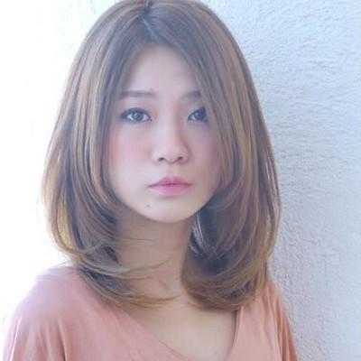 自己怎么吹内扣的发型（自己怎么吹内扣的发型女）