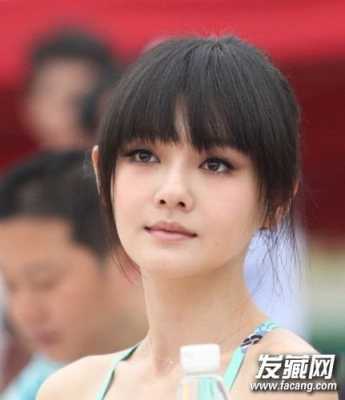 齐刘海留长怎么打理（齐刘海留长了，怎么办）