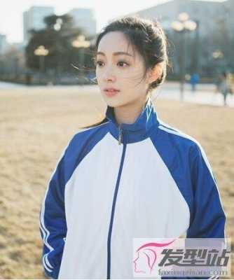 中学生马尾辫怎么剪,初中生马尾怎么扎好看图解