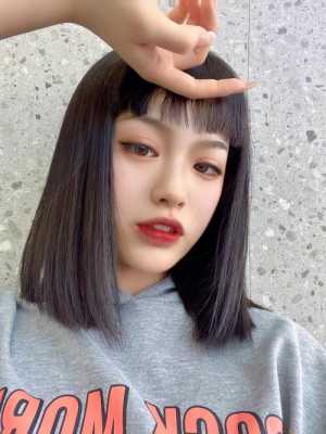 脸大头发少的女生适合什么短发，最好有图片,头发少脸大适合什么发型图片女