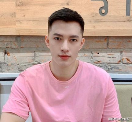 怎么在家给男生剪头发,男孩子头发怎么剪好看