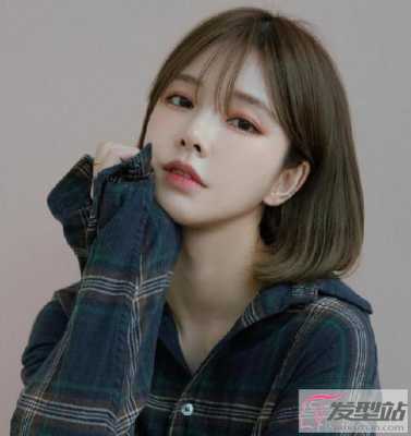 学生染什么色头发好看（学生染什么色头发好看图片）
