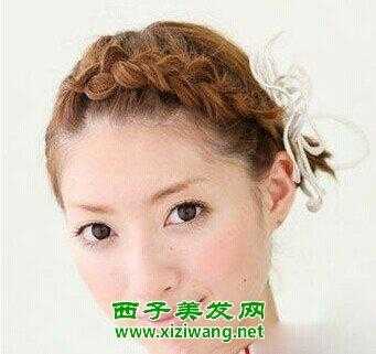 沙宣头发如何扎起来沙宣头发怎么扎好看,沙宣头扎发发型图