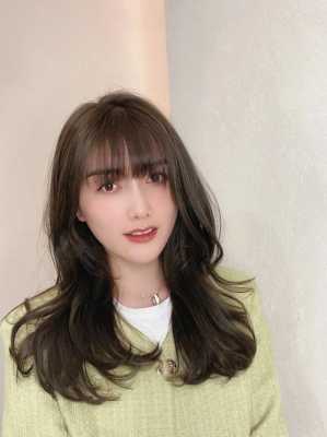 瘦脸什么发型最合适,瘦脸做什么头发好看图片
