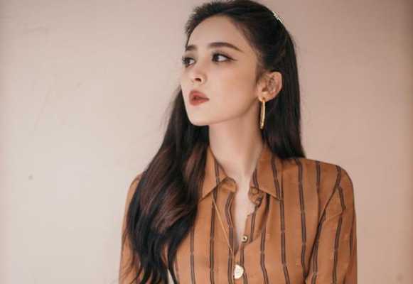 古力娜扎发型是什么（娜扎头发怎么长出来的）