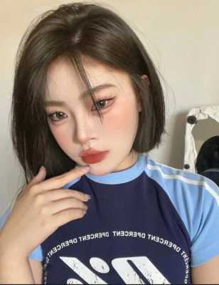 脸黑染什么颜色头发好看显白,人黑染什么颜色显白显年轻