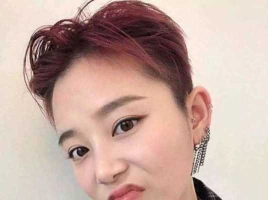 两边剪短上面留下叫什么发型,头发上面剪短是什么发型女