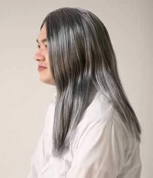 白头发怎么染色（如何染出灰白色头发）