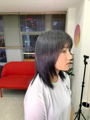 灰黑色头发怎么染（灰黑色头发怎么染好看）