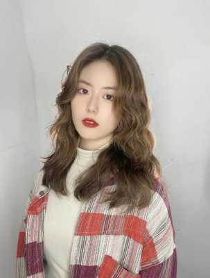头尖留什么发型好看,头顶尖的女生适合什么发型图片烫发