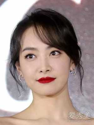 发际线不好看什么发型（发际线不好看什么发型女）