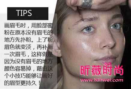 怎么保持妆容持久（怎么保持妆容持久一点）