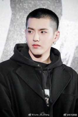 吴亦凡寸头发型叫什么（吴亦凡寸头发型叫什么名字）