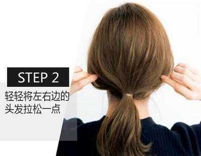 头发怎么固定耳朵后面（怎么让头发乖乖披在后面）