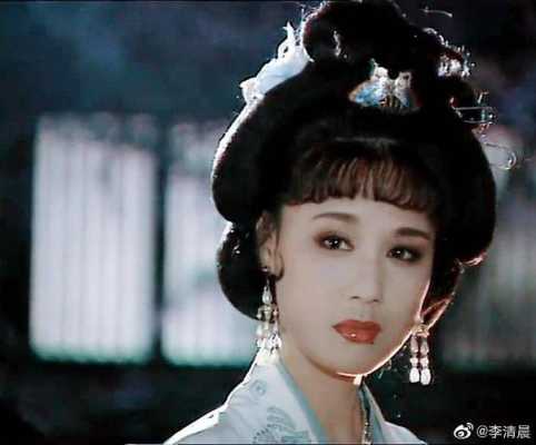 风起洛阳里的武则天为什么总披头,武则天发型怎么梳的