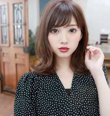 头发多又硬的女生适合什么发型（发根硬适合什么发型）
