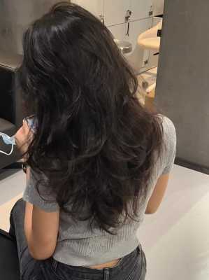 长头发怎么剪层次（长头发怎么剪层次图解）