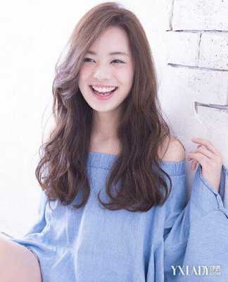 长发怎么披着好看图片（长发怎么披着好看图片女）