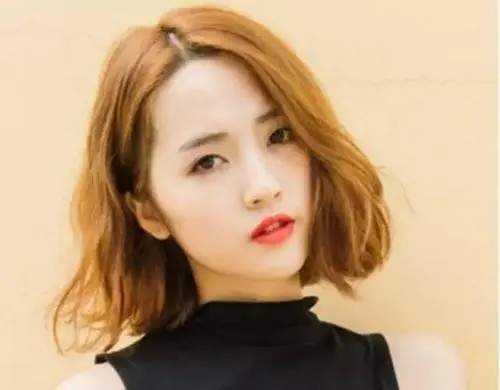 长脸适合什么头发（60岁最洋气的发型长脸）